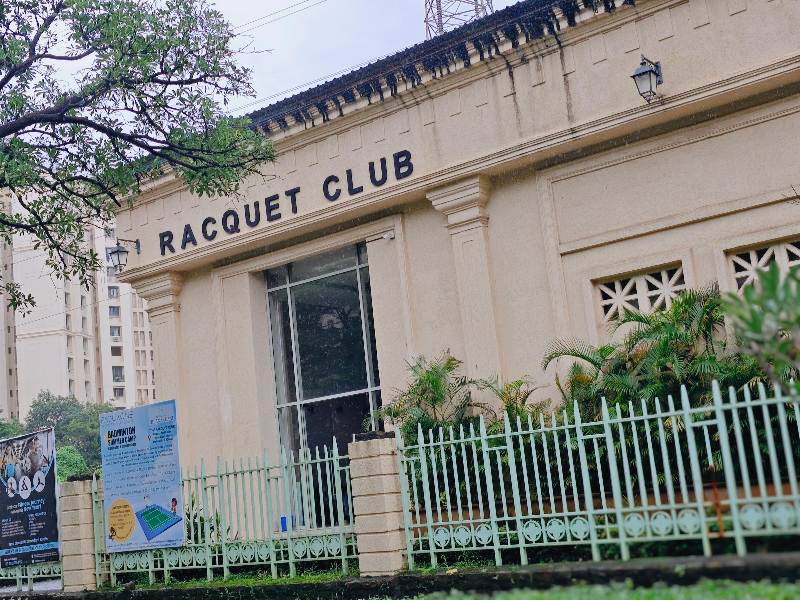 Hiranandani Estate Racquet club, Thane